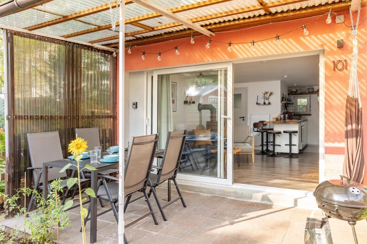 יואכימסטאל Am Grimnitzsee Gemutliches Tiny House Bungalow Mit Sauna Und Kamin מראה חיצוני תמונה